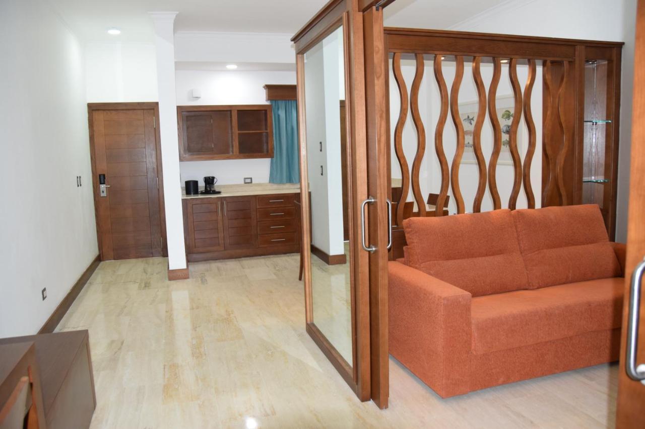 Sunset Boutique Hotel All Suites Punta Cana Exterior foto