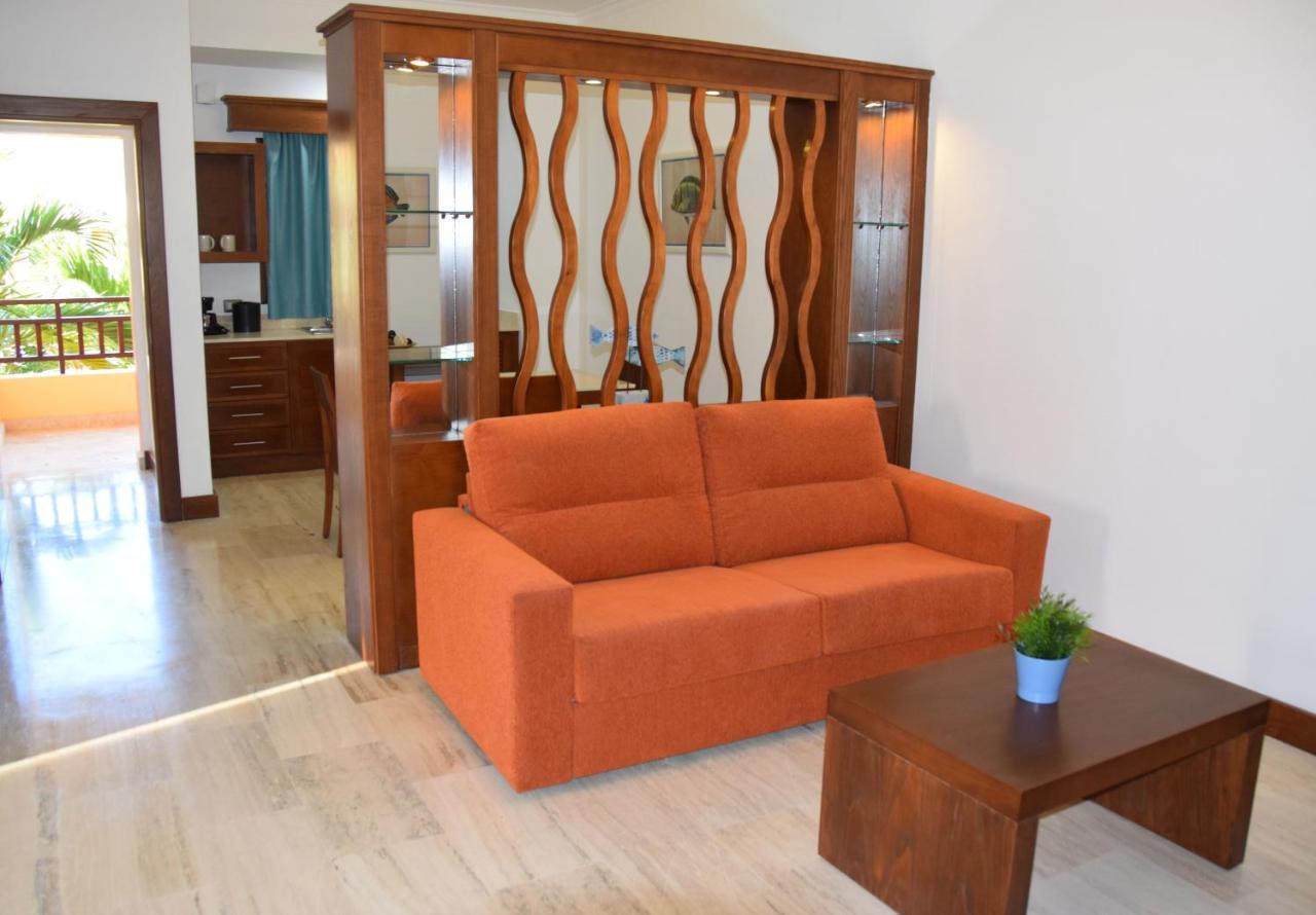 Sunset Boutique Hotel All Suites Punta Cana Exterior foto